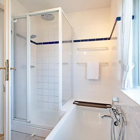 Ferienhaus Urlaubsglück *